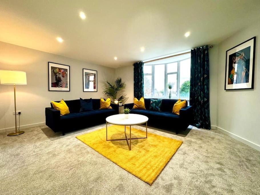 Apartment 3 Bedroom- Gem - Near & Town Bournemouth